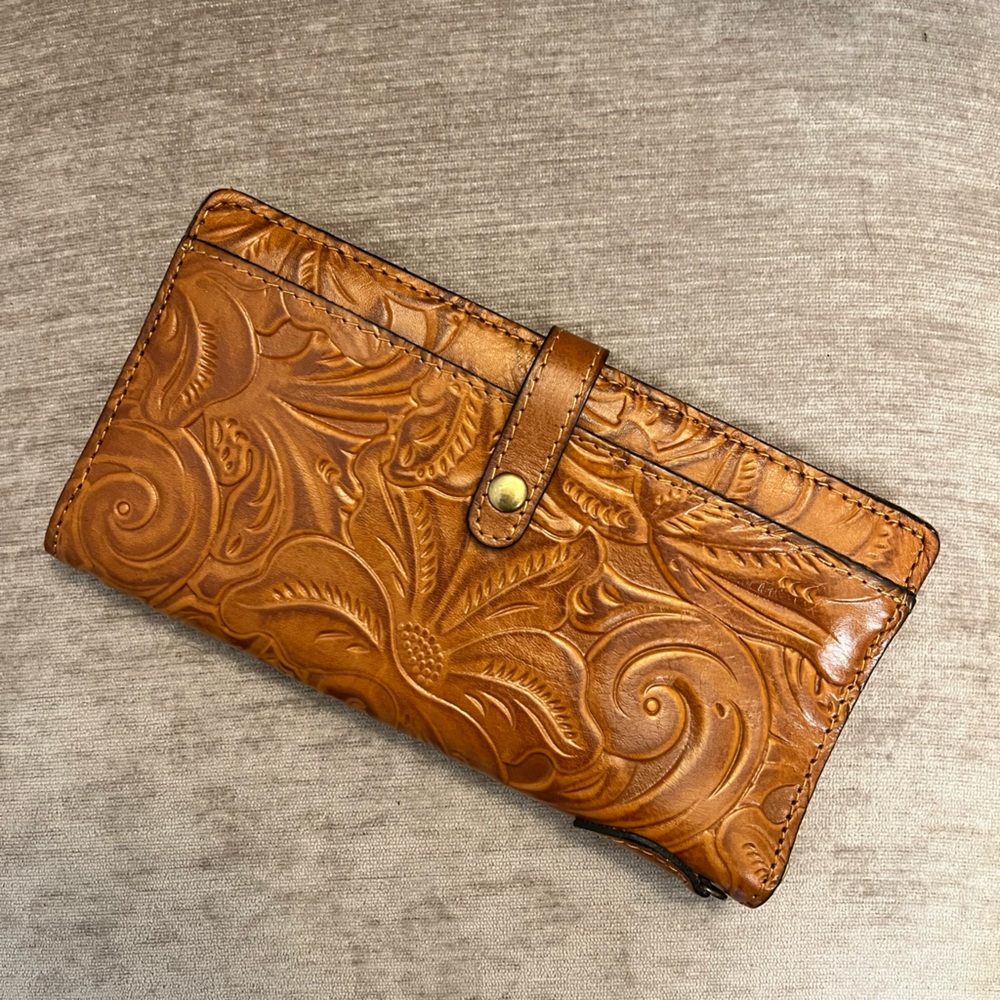 PATRICIA NASH Genuine Leather Wallet